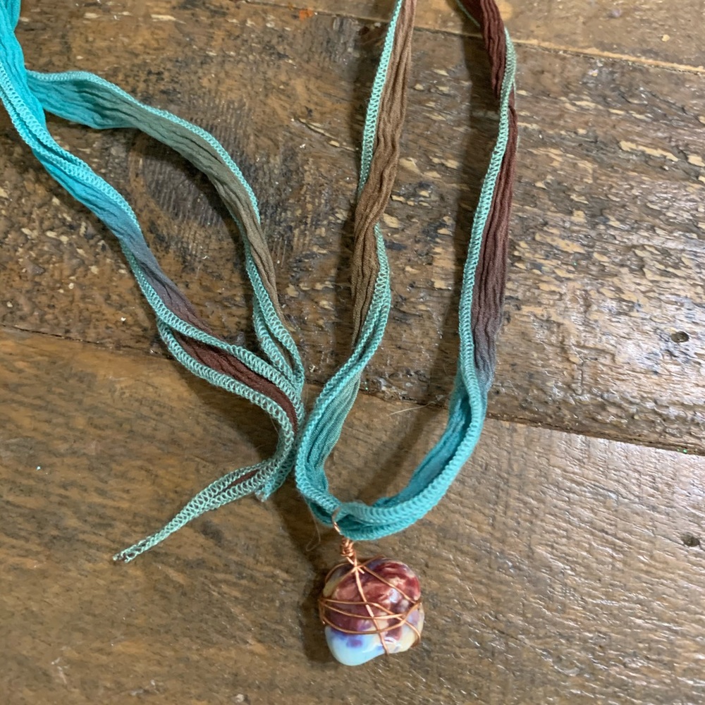 Silk ribbon necklace